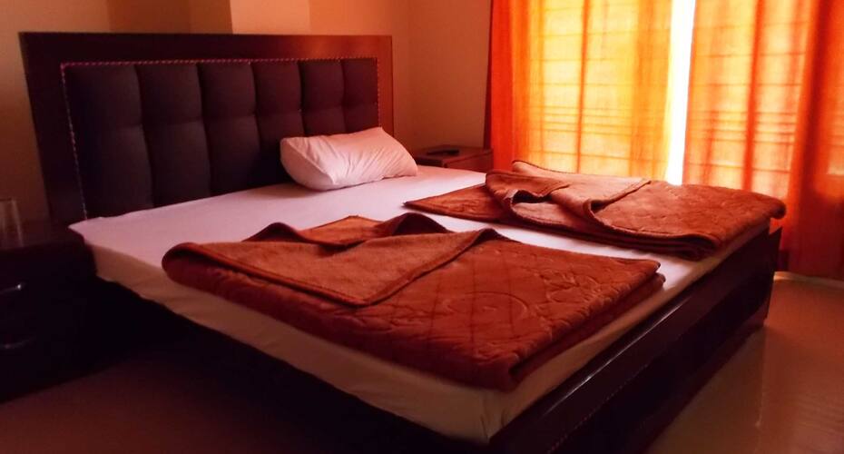 M2  Hotel, Hissar 5